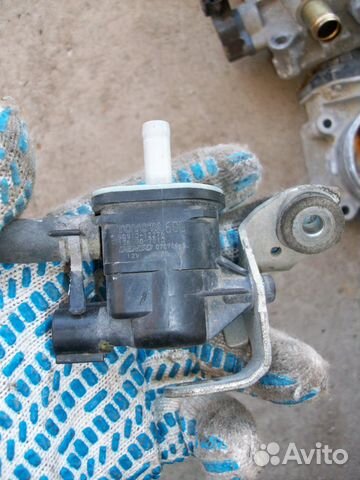 Вакуумный клапан Toyota