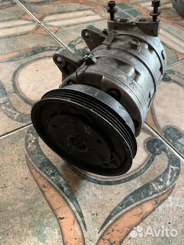 Компрессор кондиционера Nissan Maxima J30