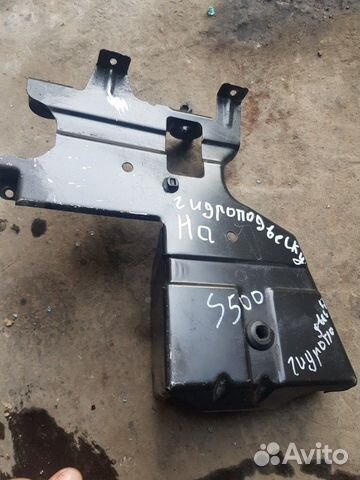 Крепление бачка гидроусилителя на Mercedes w220 w2