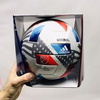 Футбольный мяч Adidas Nativo21 MLS GK3504