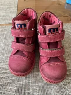 Ботинки для девочки