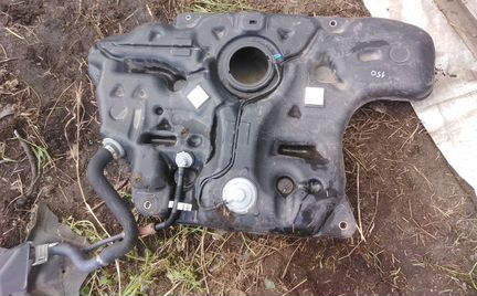 AUris Corolla 150 бак топливный Бензобак Королла