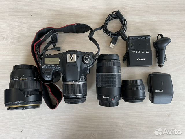 Canon EOS 60d + 4 обьектива, вспышка и подарки