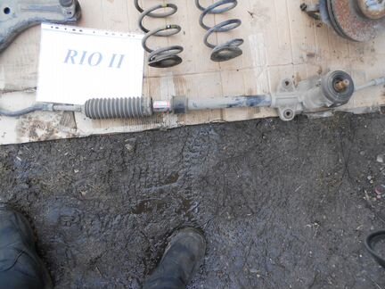 KIA RIO 2 рейка Б/У