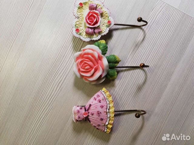 Крючки настенные