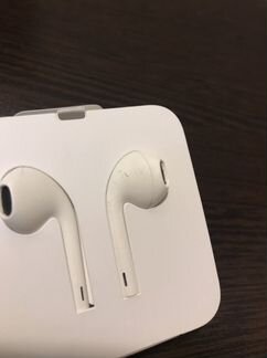 Наушники Apple EarPods (Lightning)