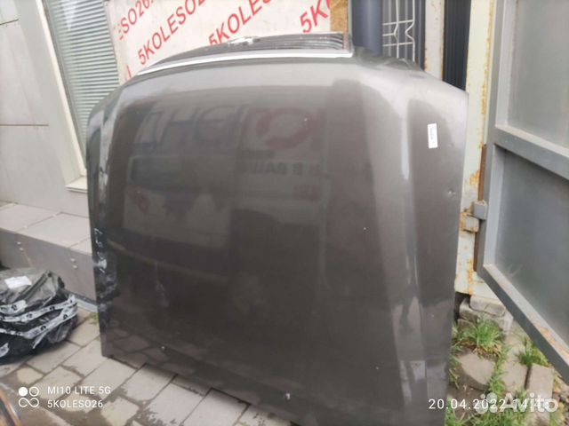 Капот на иномарку