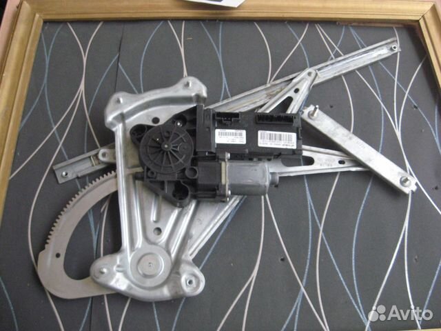 Стеклоподъемник меган 3