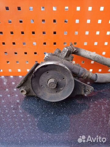 Насос гидроусилителя Nissan Patrol rd28