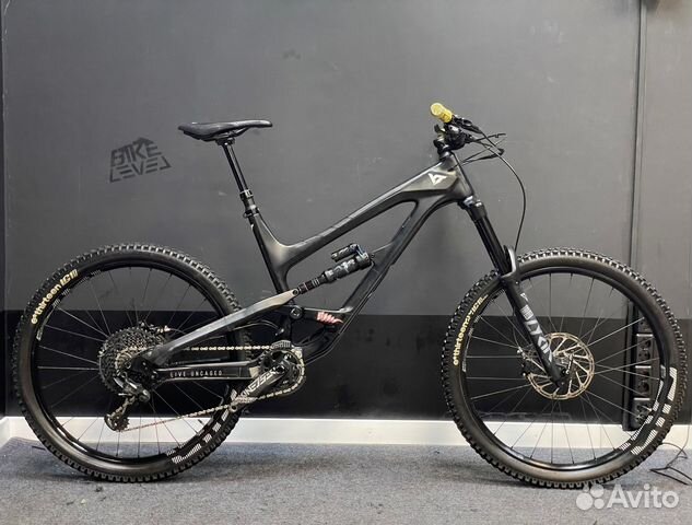 Carbon Enduro YT Capra Pro 27.5 2020