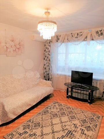 2-к. квартира, 55 м², 1/5 эт.