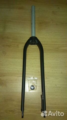 Вилка ригидная (жёсткая) для велосипеда