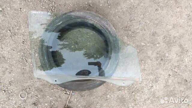 Переднее правое стекло KIA Sorento 1 BL