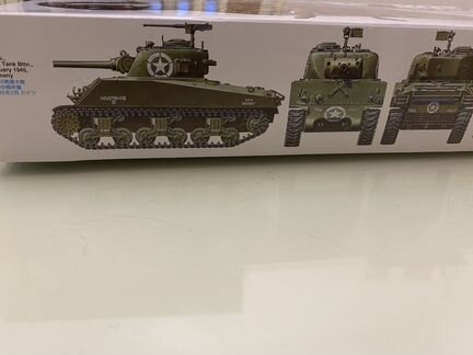 Танк Tamiya M4A3 Sherman