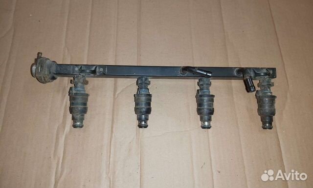 Бмв Е 36 рампа форсунок двигатель И 43