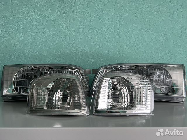 Фары Toyota Sprinter Carib