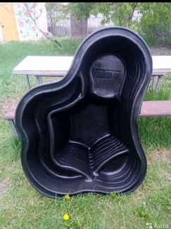 Декоративный пруд