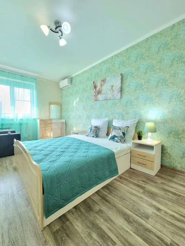 2-к. квартира, 70 м², 6/17 эт.