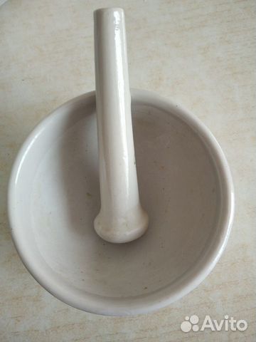 Фарфоровая ступка с пестиком