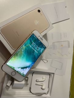 Телефон iPhone 7 32 GB