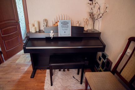 Аренда профессионального цифрового пианино yamaha