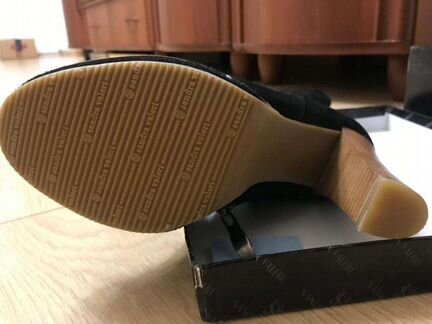 Сапоги зимние 35, новые