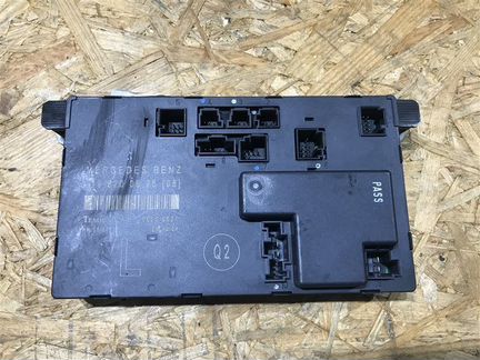 Блок управления двери передний левый Mercedes-Benz