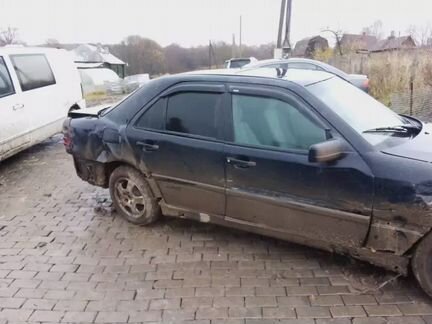 Mercedes-Benz C-класс 1.8 МТ, 1995, битый, 400 250 км