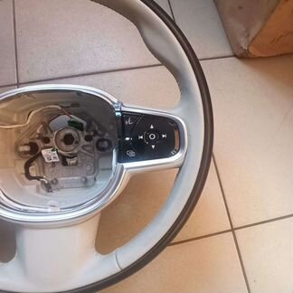 Руль рулевое колесо Volvo XC 90 2017