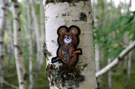 Патч, нашивка олимпийский мишка с автоматом