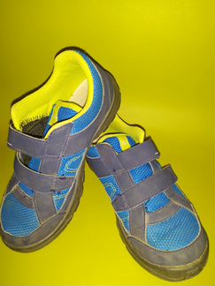 Кроссовки 31