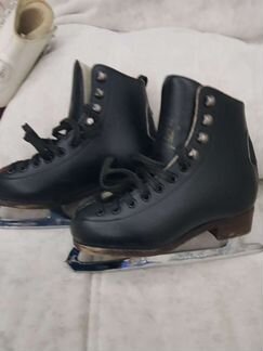 Коньки фигурные детские профессиональные