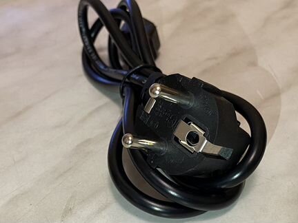 Кабель питания для компьютера, блока питания
