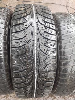 Зимние шины R16 215 60 Nokian шипы А8803