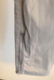 Брючки укороченные zara woman. Разм. 44-46