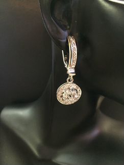 Изумительные бриллиантовые серьги