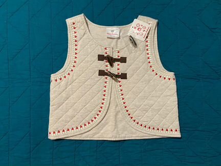 Уютная жилетка + адвент Лизы Арье в подарок