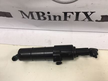 Омыватель правой фары Мерседес С204 W204