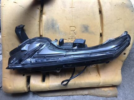 Поворотник ходовой огонь левый Lexus Nx Led