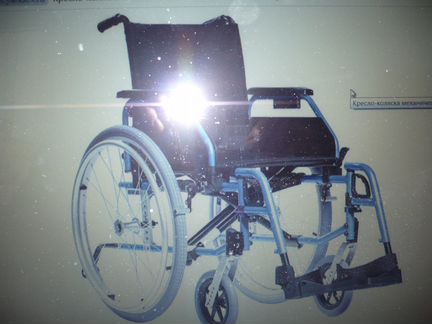 Инвалидное кресло - коляска с ручным приводом