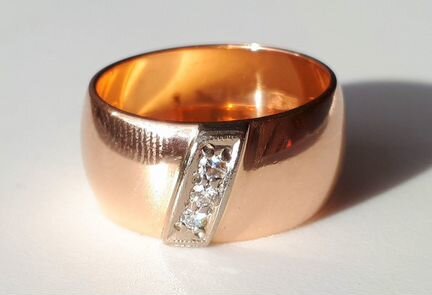 Золотое кольцо СССР с бриллиантами 0,09ст