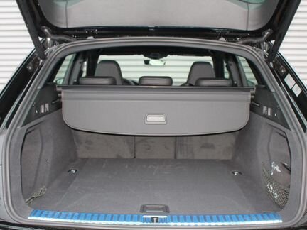 Audi e-tron AT, 2020