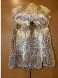 Меховая жилетка