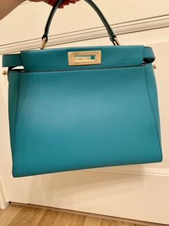 Новая сумка Fendi Peekaboo