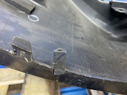 Бампер передний Мазда 6 GH L813 2008