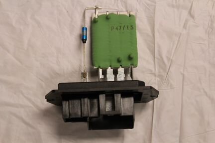 Резистор печки для Додж Караван 68029175AA