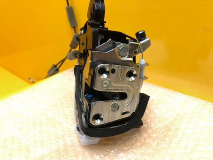 Замок двери передний левый Nissan Murano Z52