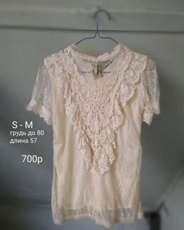 Красивая кружевная блузка