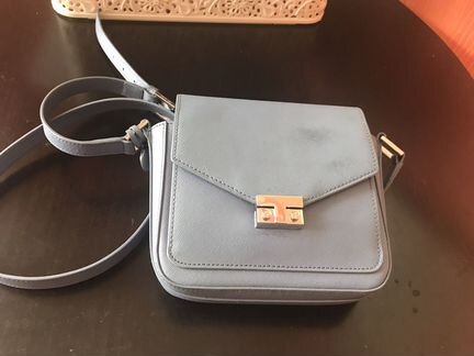 Сумка нежно василькового цвета Tory Burch
