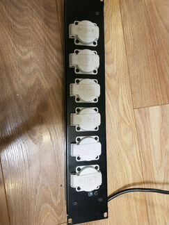 Блок розеток в роковую стойку